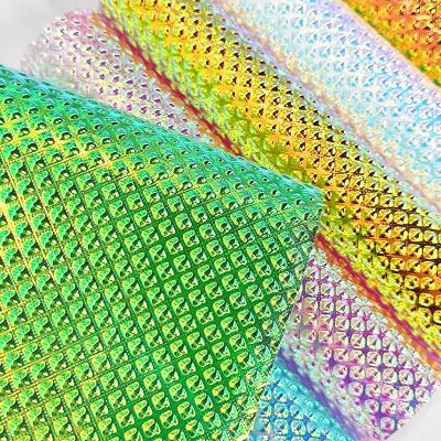 China Stain Resistant Wholesale Bump Proof Diamond Plaid Pattern PVC Film Iridescent Opaque Holographic Faux Leather For Making Bags for sale