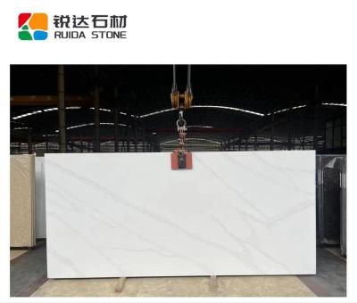 China Scratch Resistance / Calacatta High Temperature Quartz Stone Ruida Resistance Stone Slab For Kitchen Countertops for sale