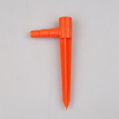 China Easy To Use Plastic Irrigation Sprinkler Spike Metal / 1/2