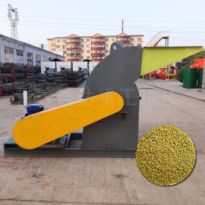 中国 High Efficient Wood Crusher Sawdust Machine Waste Coconut Husk Stalk Straw Chipper 販売のため