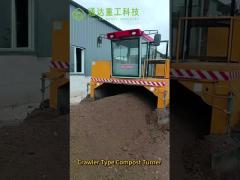 Crawler Type Compost Turner