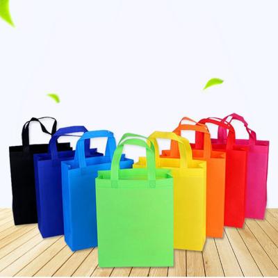 China Good quality promotion handled laminated non woven bag/non woven shopping bag/cute reusable shopping bag for sale