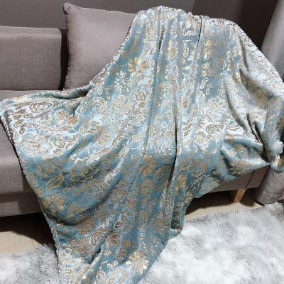 China Anti-pilling Hot Sell Super Soft Thick Gold Stamping Blanket Fleece Throw Blanket for sale