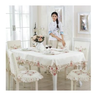 China Wholesale Waterproof Wedding Luxury White Fancy Lace Round American Embroidered Tablecloth for sale