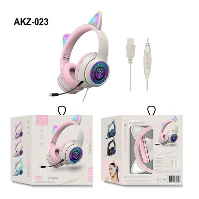 China Adjustable AKZ-023 Volume Cat Ear Earphone Wired Gaming Wired Earphone Cable Earphone Earphone for Kids Adults for sale