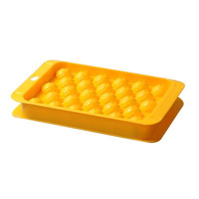 China New Arrival 28 Sustainable Ice Cube Tray Food Grade Durable Ice Cube Mold Custom Eco-Friendly Ice Box With Lid for sale