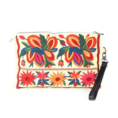 China Daily Used Ethnic Style Dinner Design Bohemian Style Embroidered Clutch Bag for sale