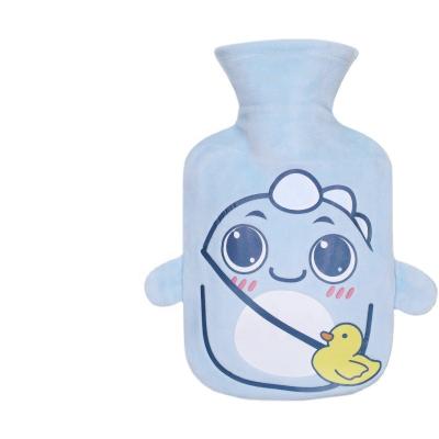 China Hot Protector Hot Water Bottle with Knitted Cover, 2 Liter Blue Transparent Hot Water Bag for sale