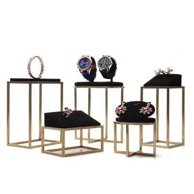 China Wholesale Morden DIGU Metal Jewelry Showcase Display Sets Earring Bracelet Watch Stand Custom Jewelry Display Stand Set for sale