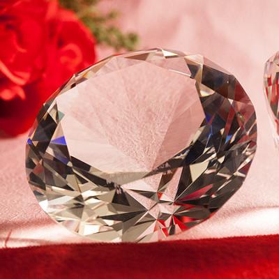 China Global Wholesale Wedding Gift Wedding Blessing Paperweight Crystal Diamond Wedding for sale