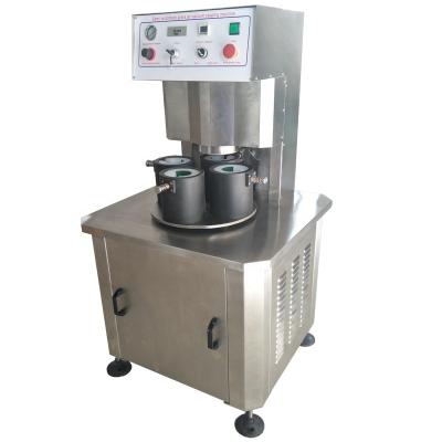 China Semi - Automatic Beverage / Manual Dough Twist Off Vacuum Capping Machine For Glass Bottle for sale