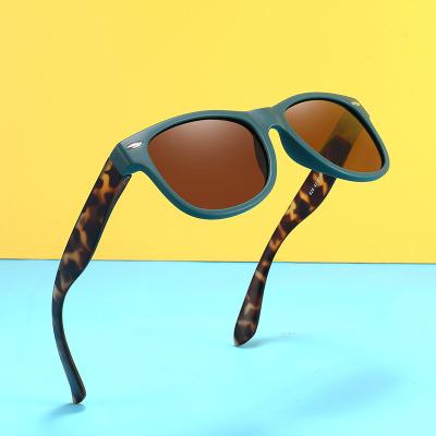 China 2022 New Children's Sunglasses Color Tortoise Square Silicone Frame Polarized Children Kids Sunglasses for sale