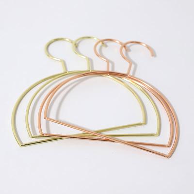 China Round Hanger Ring Gold Metal Scarf Hanger Modern Custom Semicircle Scarf Display Rack for sale