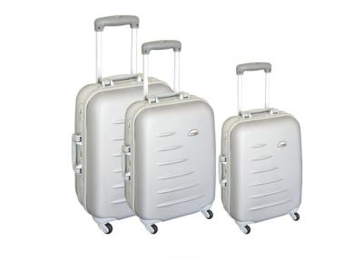 China 4 Wheel Iron Frame Hard Case Carry On Luggage Set Of 3 Plastic Handle Supported for sale