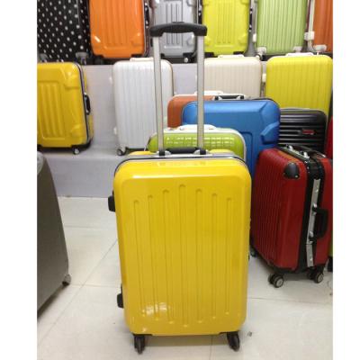 Chine Le déplacement 3 morceaux a placé le bagage de valise avec le double 4 les roues tournantes de 360 degrés à vendre