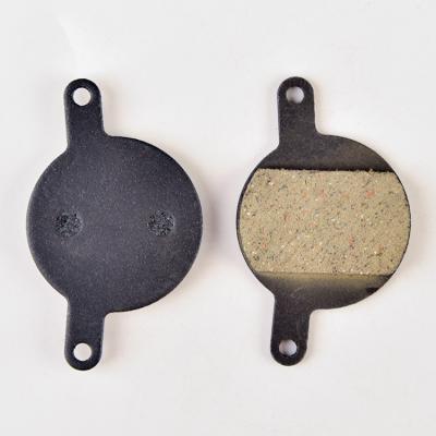 China Durable Custom Modern Slim Scooter Brake Pads Performance Multiple Sizes Road Bike Carbon Brake Pads for sale