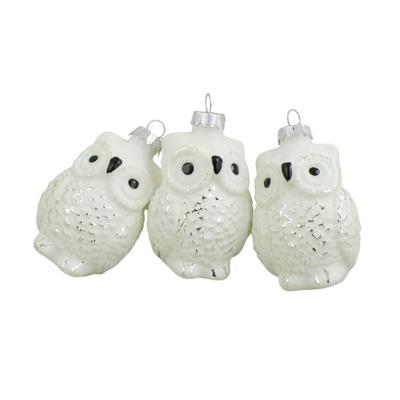 China Hot Selling Wholesale Snow Printing Matte White Christmas Tree Baubles Glass Balls for sale