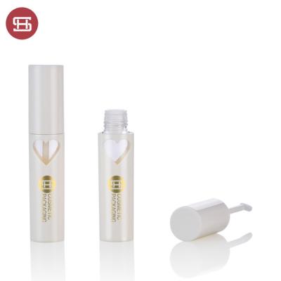 China Best Logo Lip Gloss Containers Tube Lip Gloss Case White Heart Lip Gloss Bottle Fancy Lip Gloss Cosmetics Cute Popular Custom Containers for sale