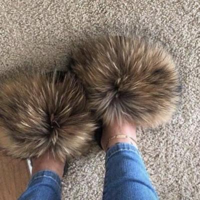 China Luxury Fur Fox Fur Slippers Anti-slippery Soft Fluffy Women Slippers With Color Custom Logo for sale