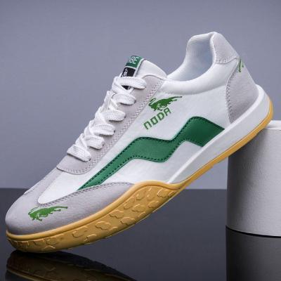 China New Autumn Men's Casual Lightweight Breathable Sneakers Anti-slippery for sale