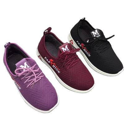 China 2021 New Custom Woven Shoes Women's Sports Massage Cushioning Casual Shoes In Stock for sale