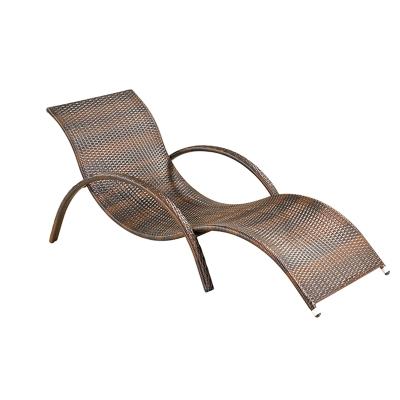 China Contemporary Rattan Convertible Sun Lounger Rattan Wicker Lounge Chairs For Swimming Pool for sale