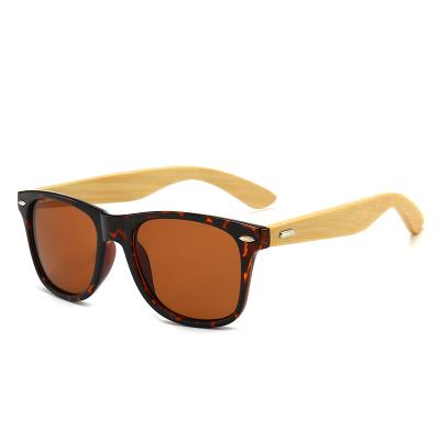 China Fashion coloful sunglasses classic frame bamboo material temple len wooden eyewear 1501 glass for sale