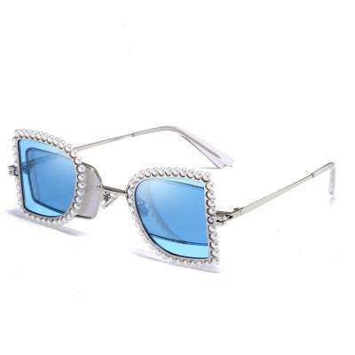 China Fashion Sunglasses Shape Fold Flip Clip Lens Sunglasses Bead Frame Steampunk Sunglasses for sale