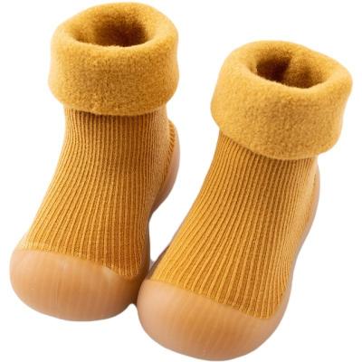 China Comfortable and clean QUICK DRY new spring three-dimensional baby shoes and socks for sale