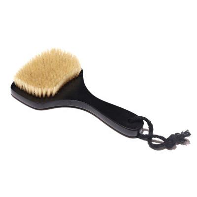 China All Natural Fan-shaped Scrub Brush Short Handle Beech Massage Brush Square Boar Bristle Bath Brush for sale