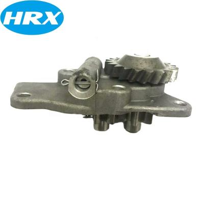 China Construction machinery engine diesel engine spare parts oil pump for 6D95 with good quality for sale