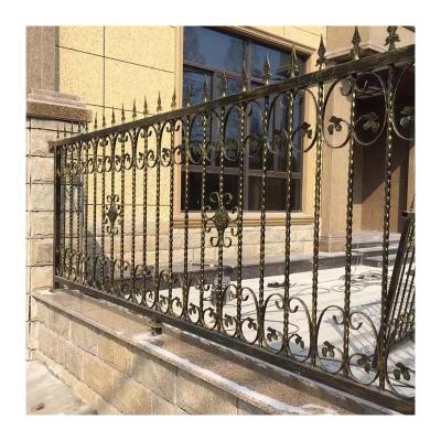 China EUROPEAN high fashion exterior decoration strong and stable garden aluminum fence for sale