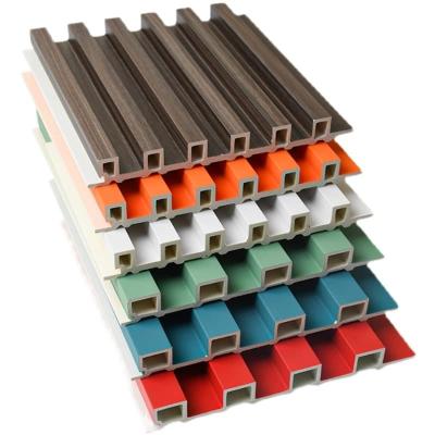 China Moderne Einfachheit Fluted 3d Slat Innenraum Holz Korn PVC WPC Wandplatte 2,9m Länge zu verkaufen