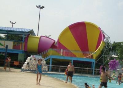 China Wasser-Vergnügungspark-Ausrüstungs-Kinderwasserrutsche mit Floss im Gelb und in Rose zu verkaufen