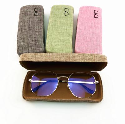 China Fast Delivery Cheap Price Eyewear Accessories Metal Fashion Myopia Glasses Cases for sale