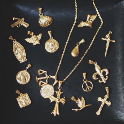 China Wholesale 18K Gold Minimalist Design Mixed Angle Shell Cross Stainless Steel Charms for Jewelry Making for sale