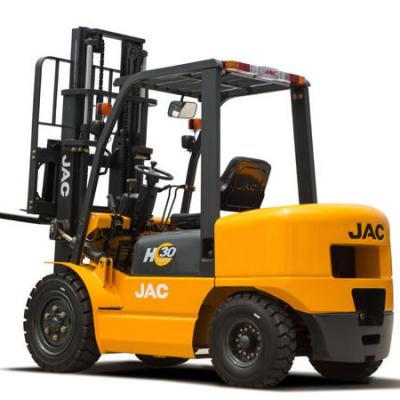 China JAC Hotels Brand 3000kg Diesel Forklift With Triple Mast for sale