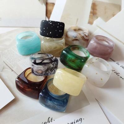 China Fashionable Colorful Acrylic Geometric Chunky Knuckle Ring For Women Square Vintage Gold Foil Marble Resin Transparent Pattern Rings for sale