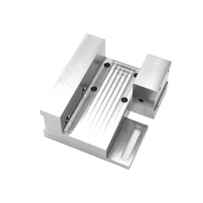 China Aluminum Professional aluminum alloy metal parts turning milling CNC machining for sale