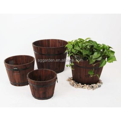 China High Quality Eco-Freindly Wooden Planter With Drain Plug Bucket Barrel Planter Two Black Iron Straps for sale