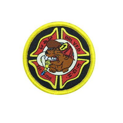 China Sustainable Garment Accessories Customized Logo Designs Woven Patches High Quality for sale