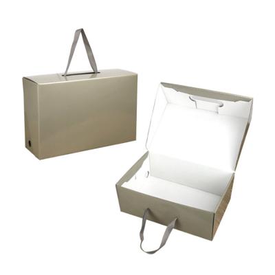 China Recyclable Custom Foldable Shoe Packaging Box With Handle for sale