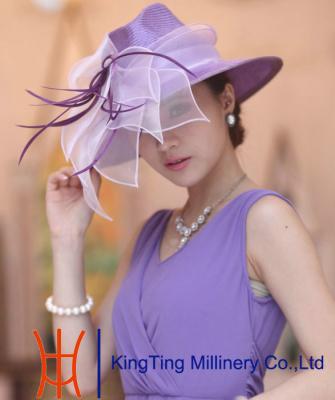 China sombrero de paja para mujer hecho a mano púrpura elegante con la pluma Fascinators de la organza en venta