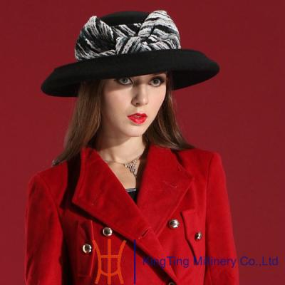 China Las lanas anchas negras del borde sentían el sombrero del sombrero de ala con el bowknot de la raya, sombreros del sombrero de ala del vintage en venta