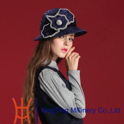 China Spring Autumn Winter 100% Polyester Velvet Hats For Young Women for sale