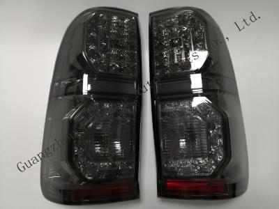 China Color ahumado del negro de lámpara posterior del mercado de accesorios LED del ABS para Hilux Vigo 2012 en venta