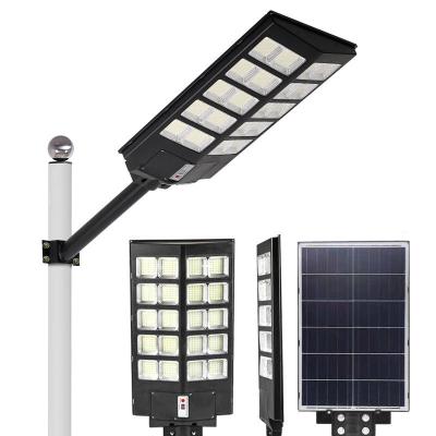 China ROAD System suppliers Solar Street Light 100w 300W 500W Outdoor All In One Solar Street Light for sale