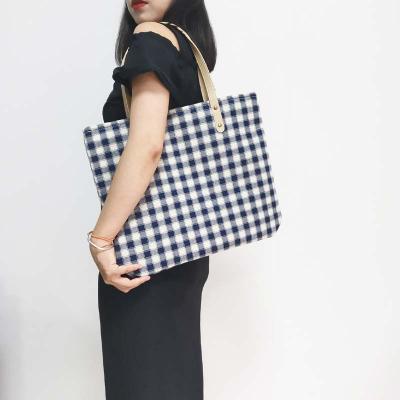 China Heavy Duty Houndstooth Cotton Canvas Tote Bag With Zipper Big Grid Women Shoulder Bags for sale