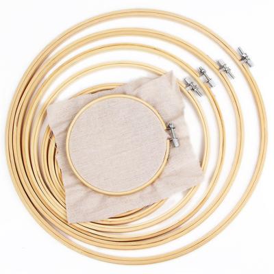 China Environmentally Friendly Materials 7 Piece Embroidery Kit Bamboo Embroidery Hoops Color Wholesale Yarns And Cross Stitch Tool Kit for sale