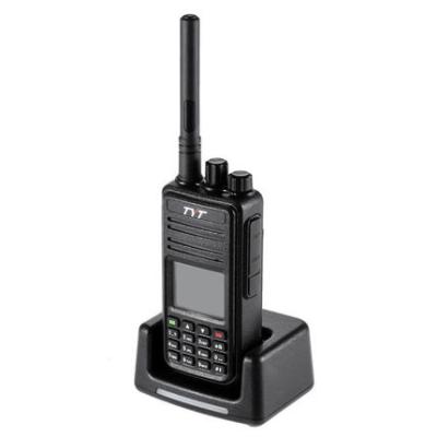 China tyt md380 digital radio handheld walkie talkie with lcd display MD380 for sale